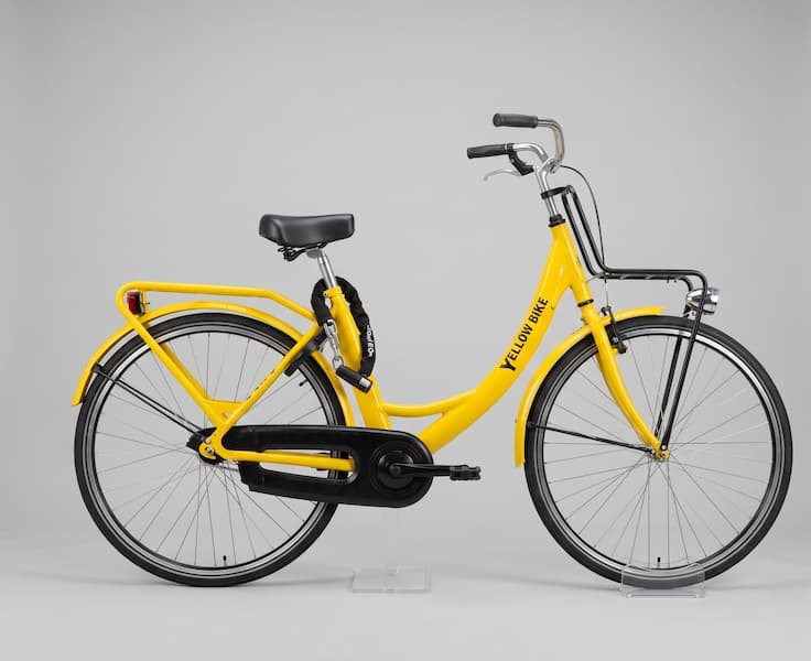Yellow Bike stadsfiets — classic Dutch city bike